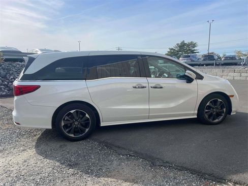 Certified 2023 Honda Odyssey Elite image 4