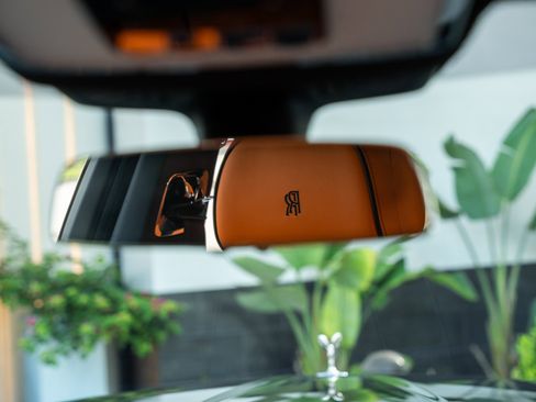 Used 2025 Rolls-Royce Cullinan image 31