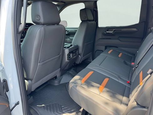 New 2026 GMC Sierra 1500 AT4 w/ AT4 Premium Package AWD/4WD image 15