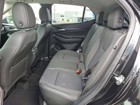 Used 2025 Buick Encore GX Preferred AWD/4WD image 10