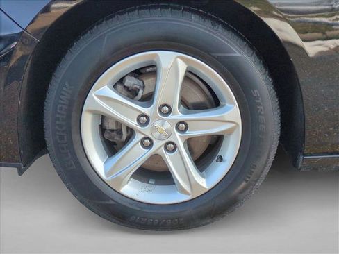 Used 2023 Chevrolet Malibu LS image 23