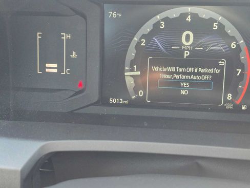 Used 2025 Toyota Tacoma SR5 AWD/4WD image 25