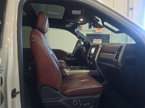 Used 2019 Ford F350 Platinum w/ Platinum Ultimate Package image 7