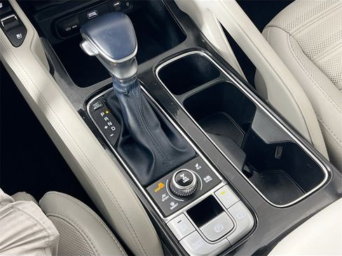 Certified 2023 Kia Telluride SX Prestige image 17