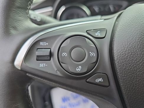 Used 2019 Buick Envision Essence image 12