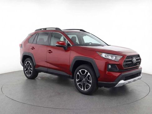 Used 2019 Toyota RAV4 Adventure image 4