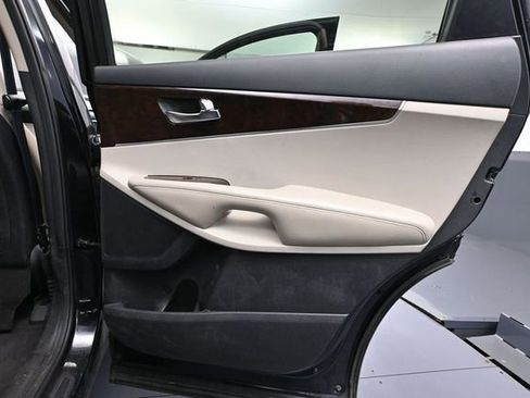 Used 2017 Kia Sorento LX w/ LX Convenience Package AWD/4WD image 38