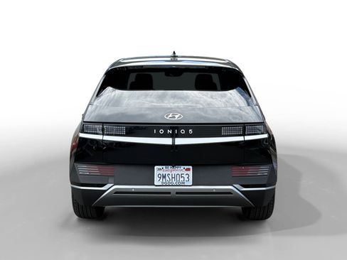 Certified 2024 Hyundai Ioniq 5 SEL RWD image 4