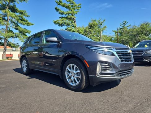 Used 2023 Chevrolet Equinox LT FWD image 4