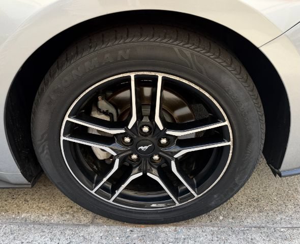 Used 2020 Ford Mustang Premium RWD image 33