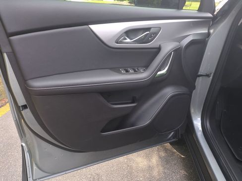 New 2026 Chevrolet Blazer LT w/ Midnight/Sport Edition FWD image 13