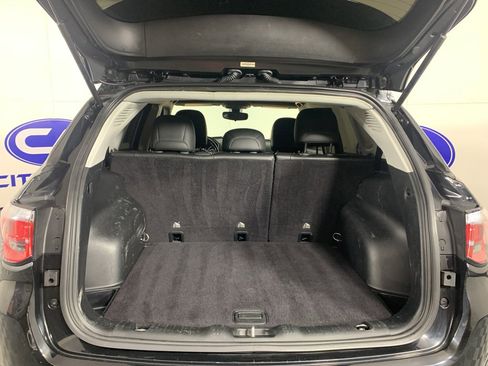 Used 2020 Jeep Compass Latitude image 34