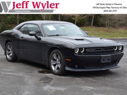 Used 2015 Dodge Challenger SXT