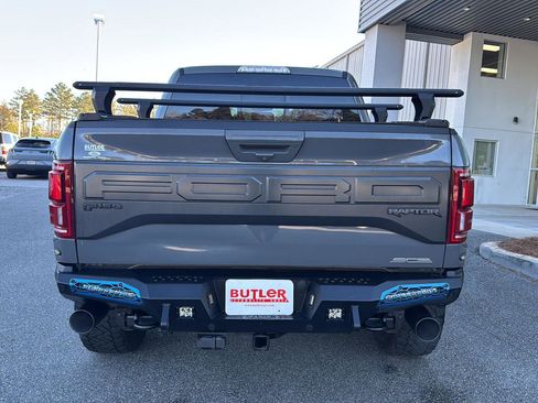 Used 2018 Ford F150 Raptor w/ Equipment Group 802A Luxury image 4