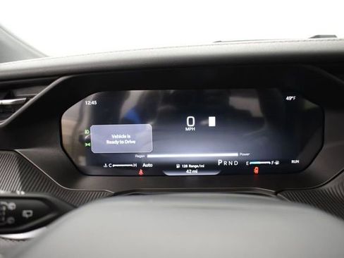 New 2026 Jeep Cherokee Overland w/ Trailer Tow Group AWD/4WD image 12