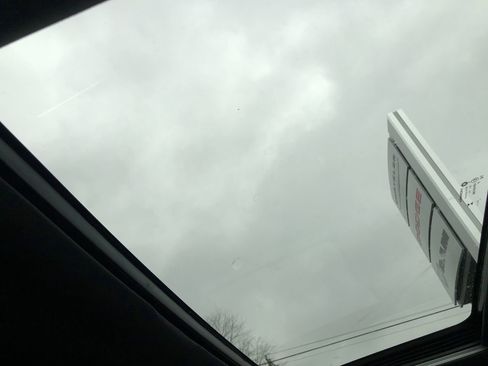 New 2026 RAM 2500 Laramie w/ Sport Appearance Package image 32