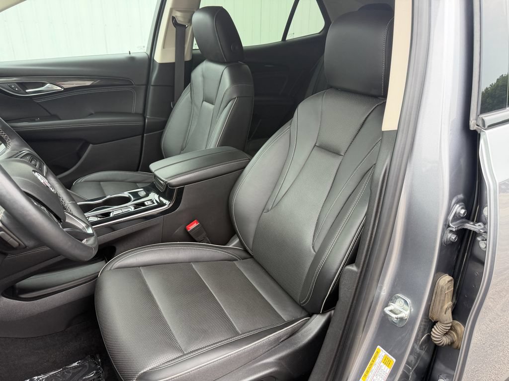 Used 2021 Buick Envision Essence w/ Sport Touring Package AWD/4WD image 18