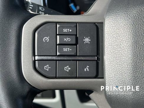 Used 2022 Ford F150 Lariat w/ Trailer Tow Package image 18