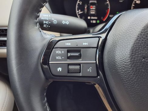 Used 2026 Honda HR-V EX-L image 16