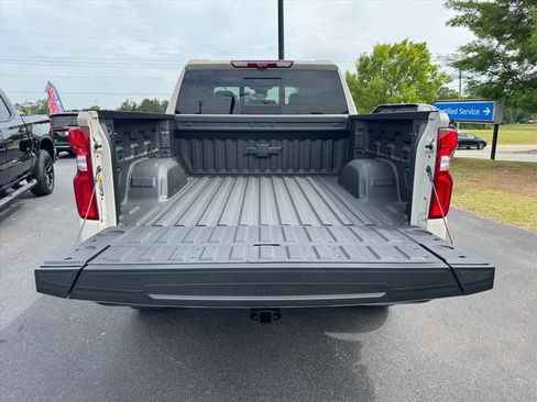 New 2026 Chevrolet Silverado 1500 ZR2 AWD/4WD image 7