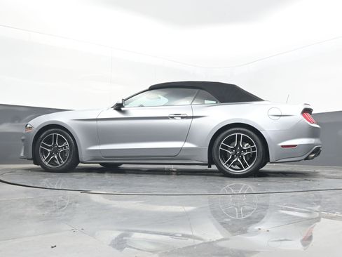 Used 2023 Ford Mustang Premium image 22