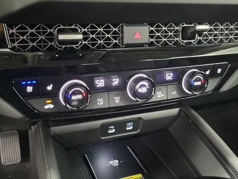 Used 2024 Honda Accord Touring image 30
