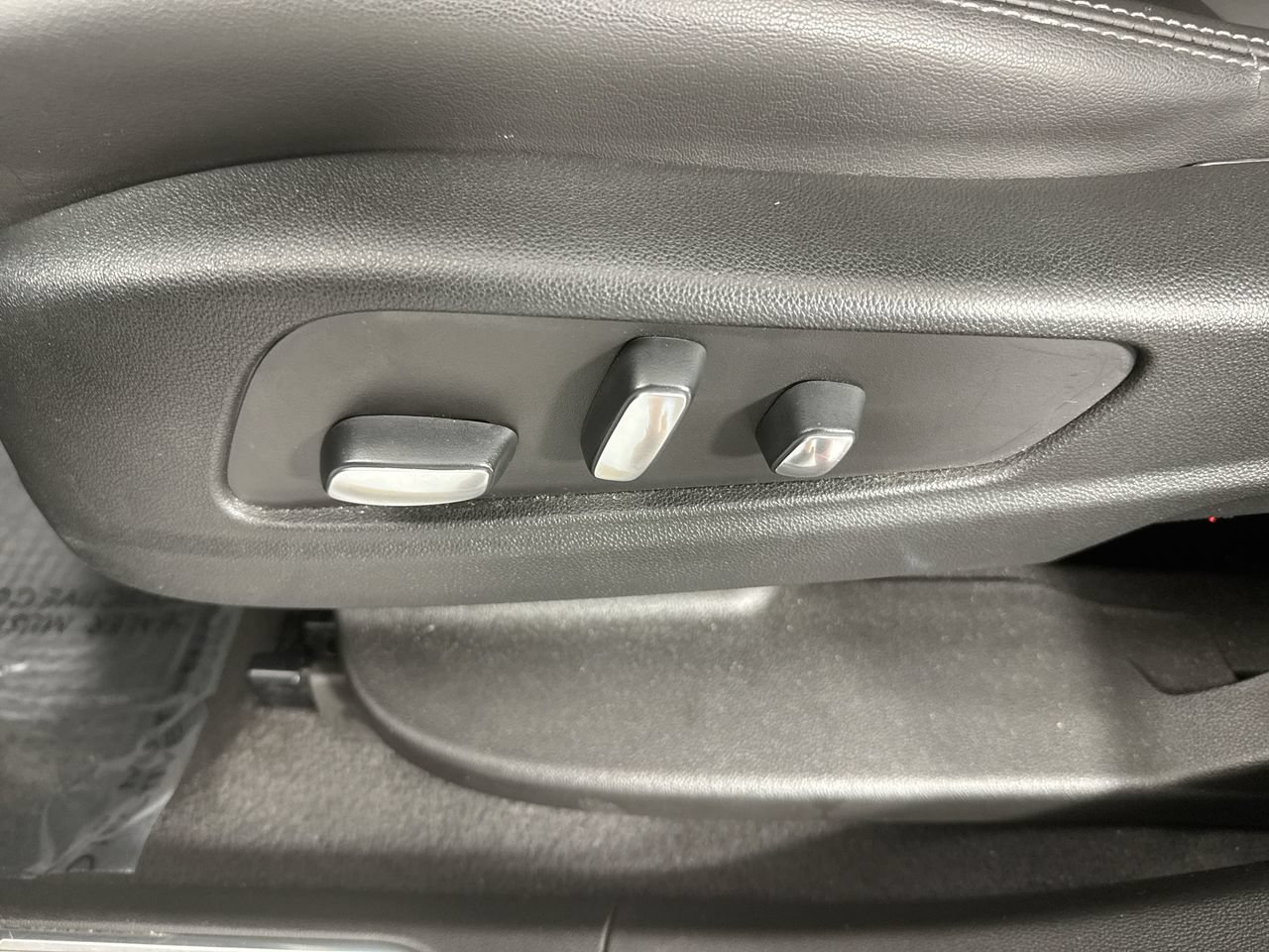 Used 2021 Cadillac XT5 Premium Luxury AWD/4WD image 28