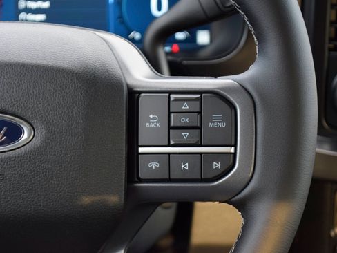 New 2026 Ford F250 Lariat w/ Lariat Premium Package image 10