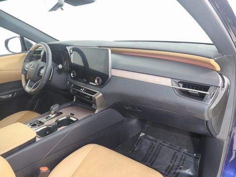 Used 2024 Lexus RX 350 Premium image 43