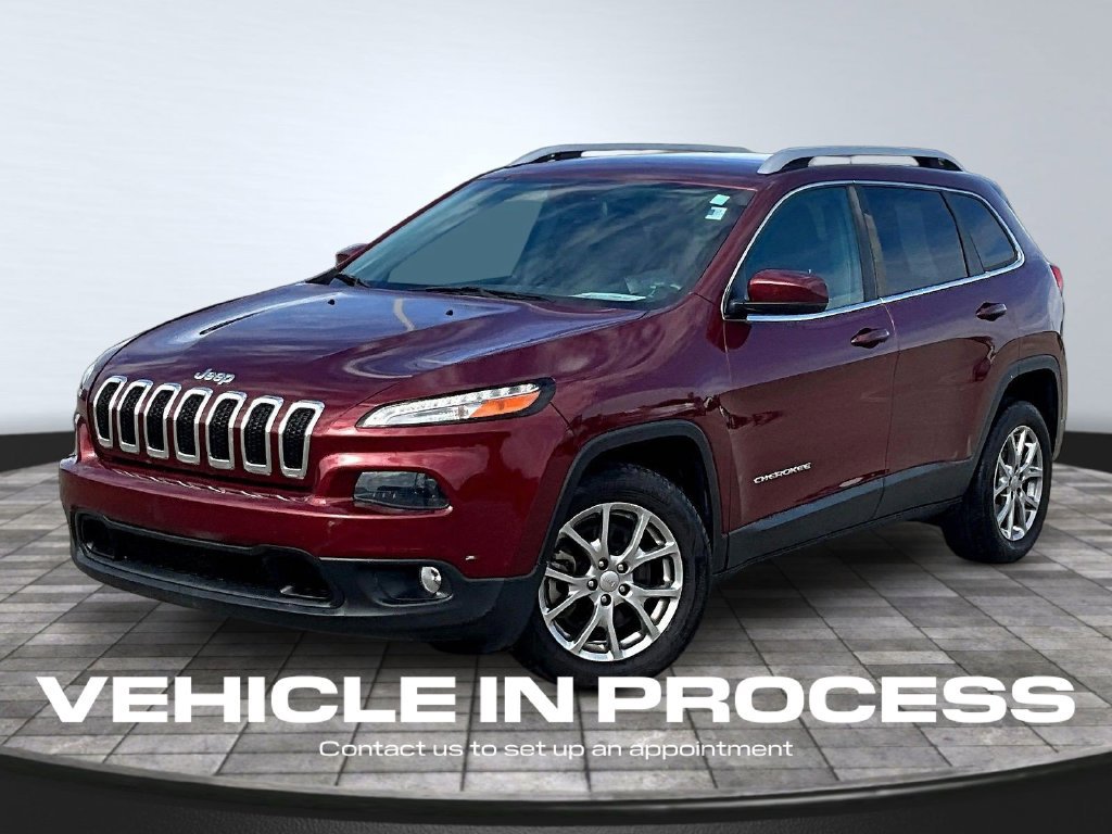 Used 2018 Jeep Cherokee Latitude Plus FWD image 1
