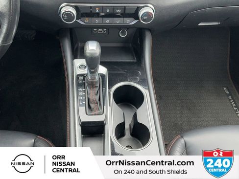Used 2024 Nissan Altima 2.5 SR FWD image 24
