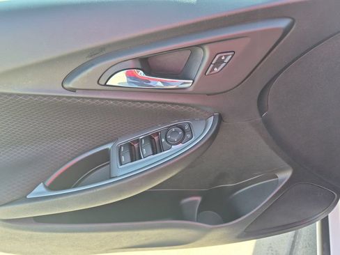 Used 2024 Chevrolet Malibu LT FWD image 13