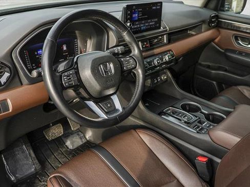 Used 2023 Honda Pilot Elite image 10