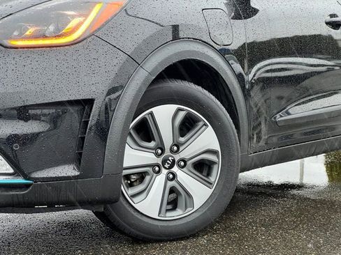Used 2019 Kia Niro EX Premium w/ Sunroof Package image 2