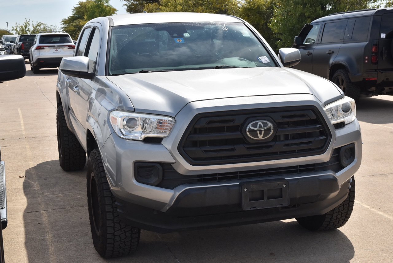 Used 2018 Toyota Tacoma SR w/ SR Convenience Package RWD image 4