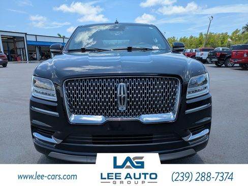 Used 2021 Lincoln Navigator Reserve w/ Luxury Package AWD/4WD image 7