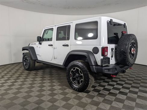 Used 2017 Jeep Wrangler Unlimited Rubicon image 3