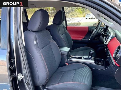 Used 2023 Toyota Tacoma SR5 w/ Black Out Package (TMS) image 8