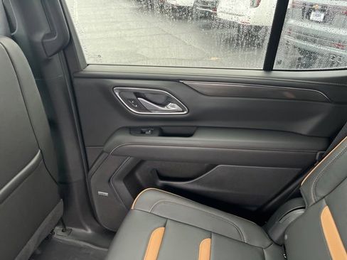 Used 2023 GMC Yukon AT4 w/ AT4 Premium Plus Package image 18