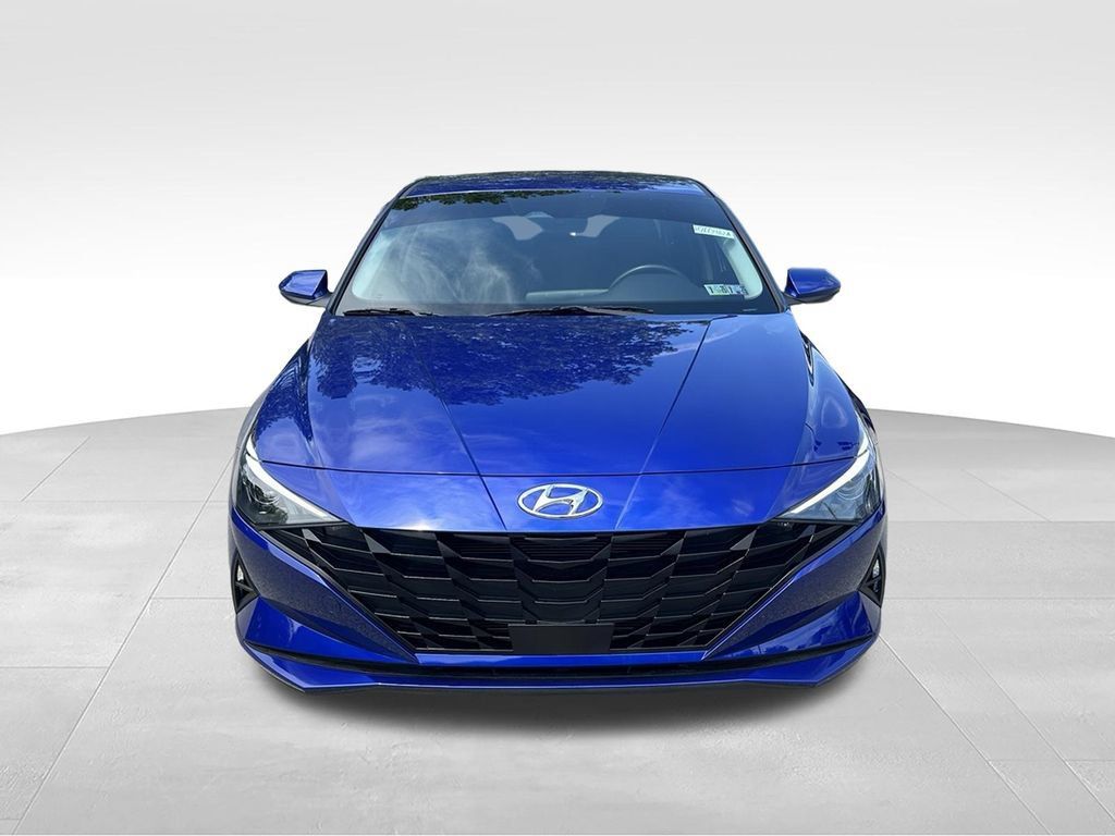 Certified 2023 Hyundai Elantra SEL w/ Convenience Package FWD image 2