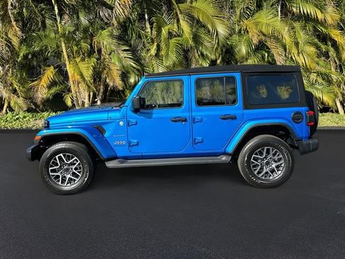 Used 2024 Jeep Wrangler Sahara image 8