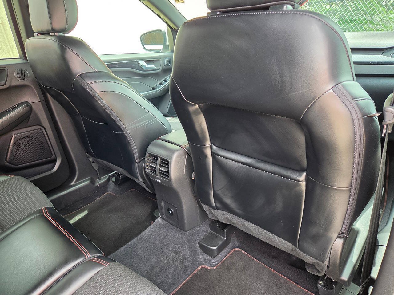Used 2023 Ford Escape ST-Line Select w/ Tech Pack #2 AWD/4WD image 12