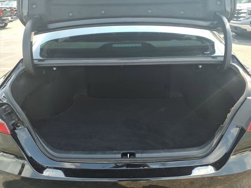 Used 2021 Toyota Camry LE w/ Carpet Mat Package (TMS) image 5