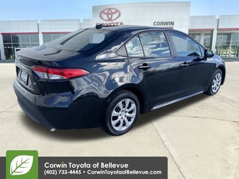 Used 2023 Toyota Corolla LE image 5