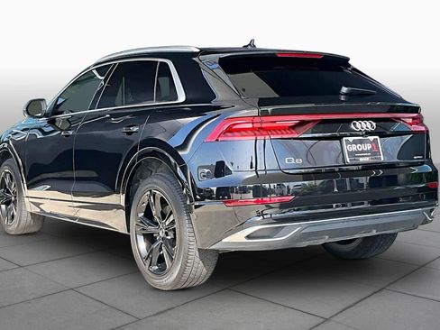 Used 2023 Audi Q8 Premium AWD/4WD image 11