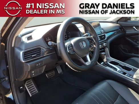Used 2022 Honda Accord Sport Special Edition image 9