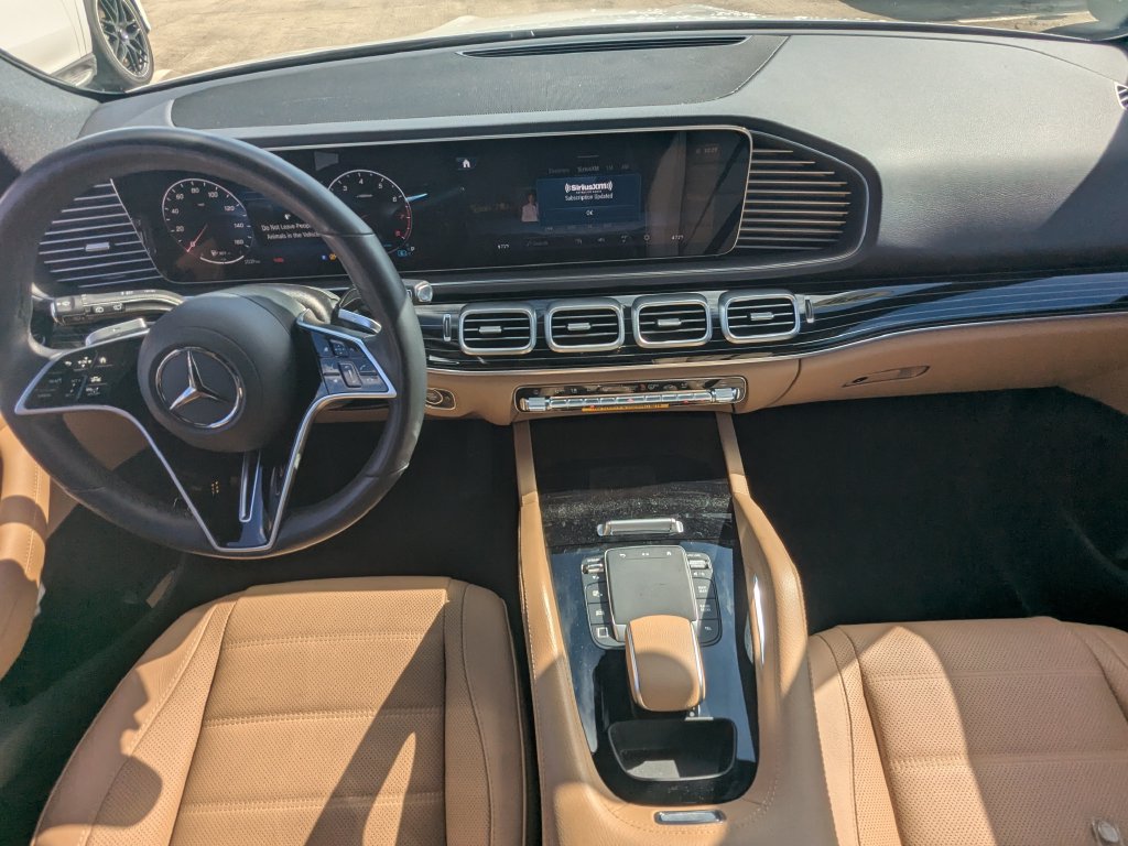 Used 2026 Mercedes-Benz GLE 350 4MATIC image 3