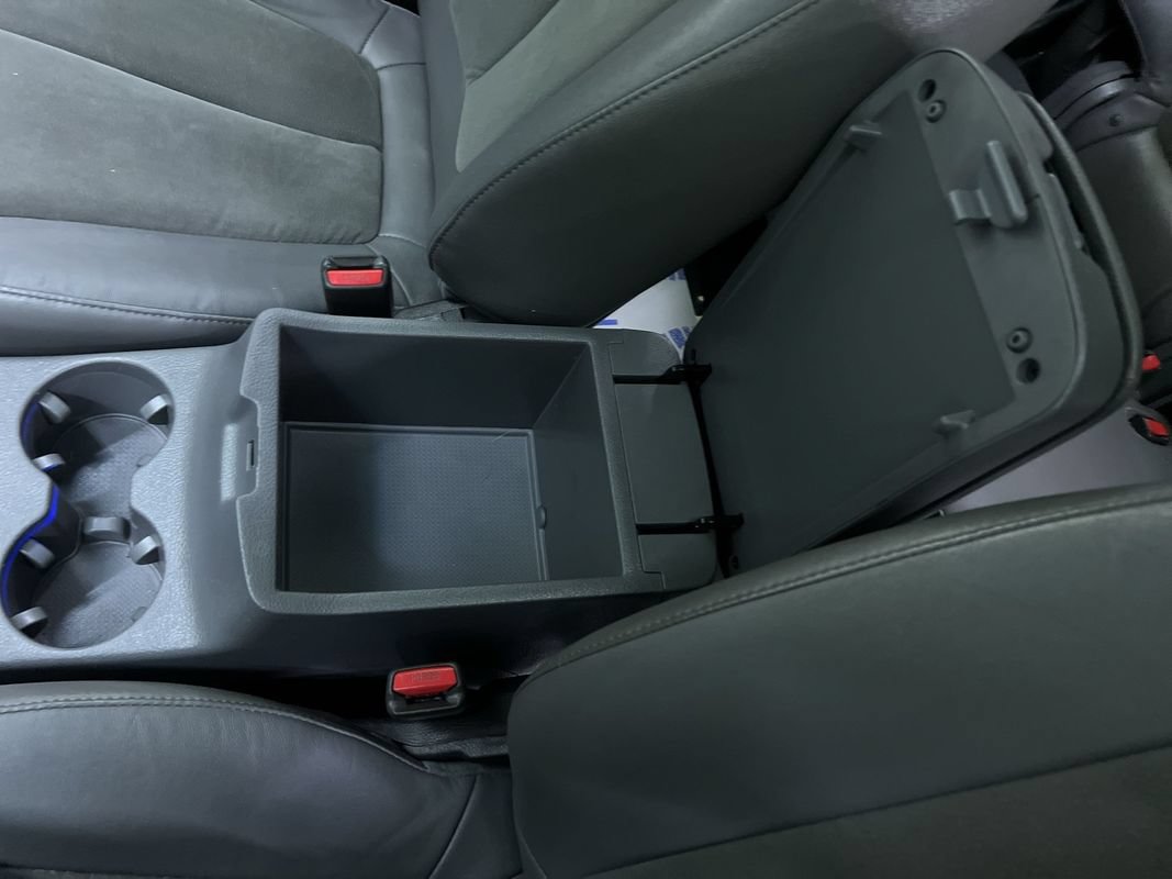 Used 2011 Hyundai Santa Fe SE w/ Premium Pkg 3 AWD/4WD image 12
