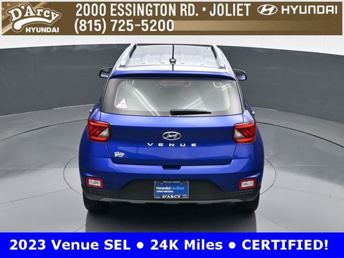 Certified 2023 Hyundai Venue SEL image 17