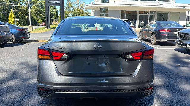 Used 2023 Nissan Altima 2.5 S FWD image 6